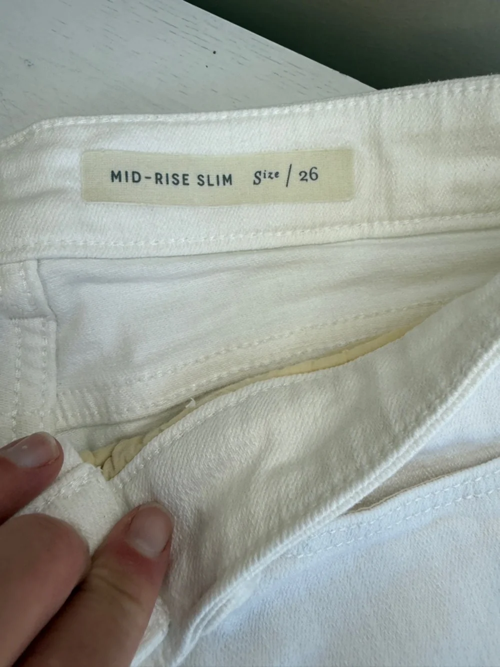 Anthropologie Pilcro & Letterpress Mid Rise Slim Cut Off Shorts Sz 26 - Picture 11 of 14